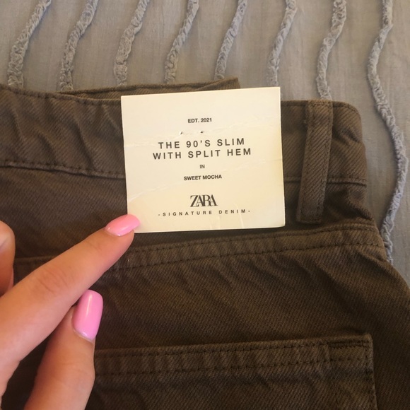 Zara Denim - NWT Zara 90s Slim Jean with Split Hem - Brown - Size 12